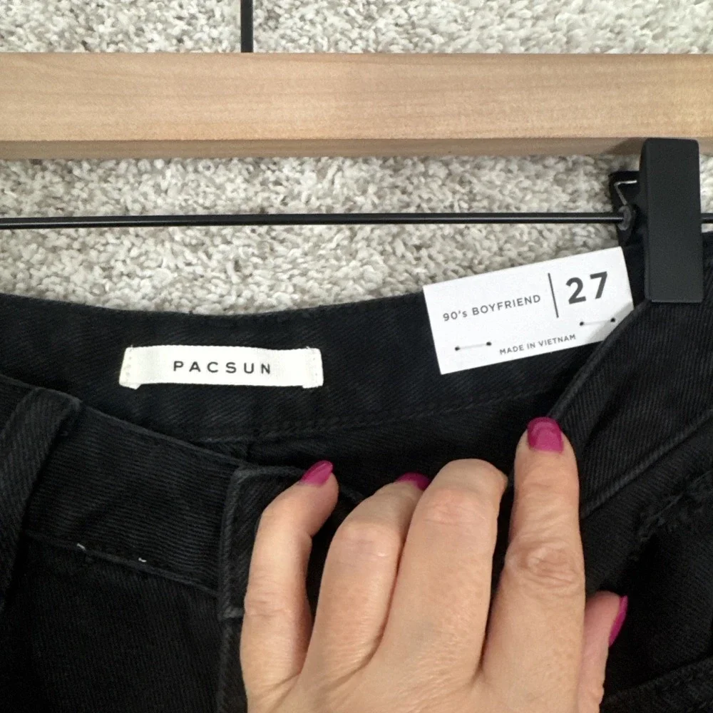 PacSun Distressed 90s Boyfriend Jeans - High Rise Relaxed‎ Leg - Size 27